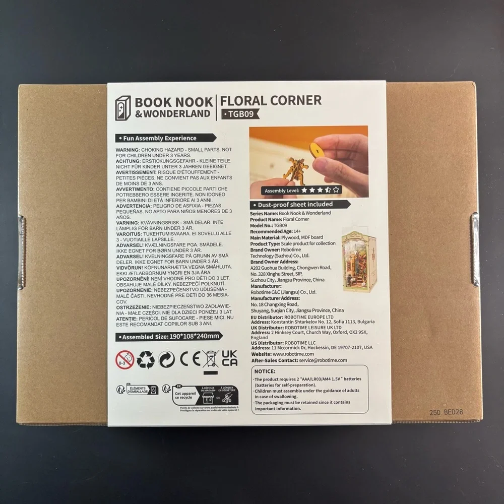 Flower Corner 164 Piece DIY Book Nook by Rolife - Picture 2 of 4